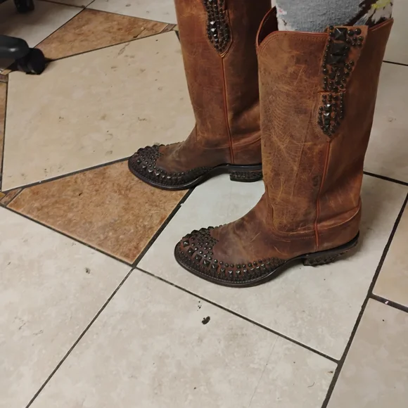 Lucchese Brown Studded Heeled Boots - Picture 4 of 9